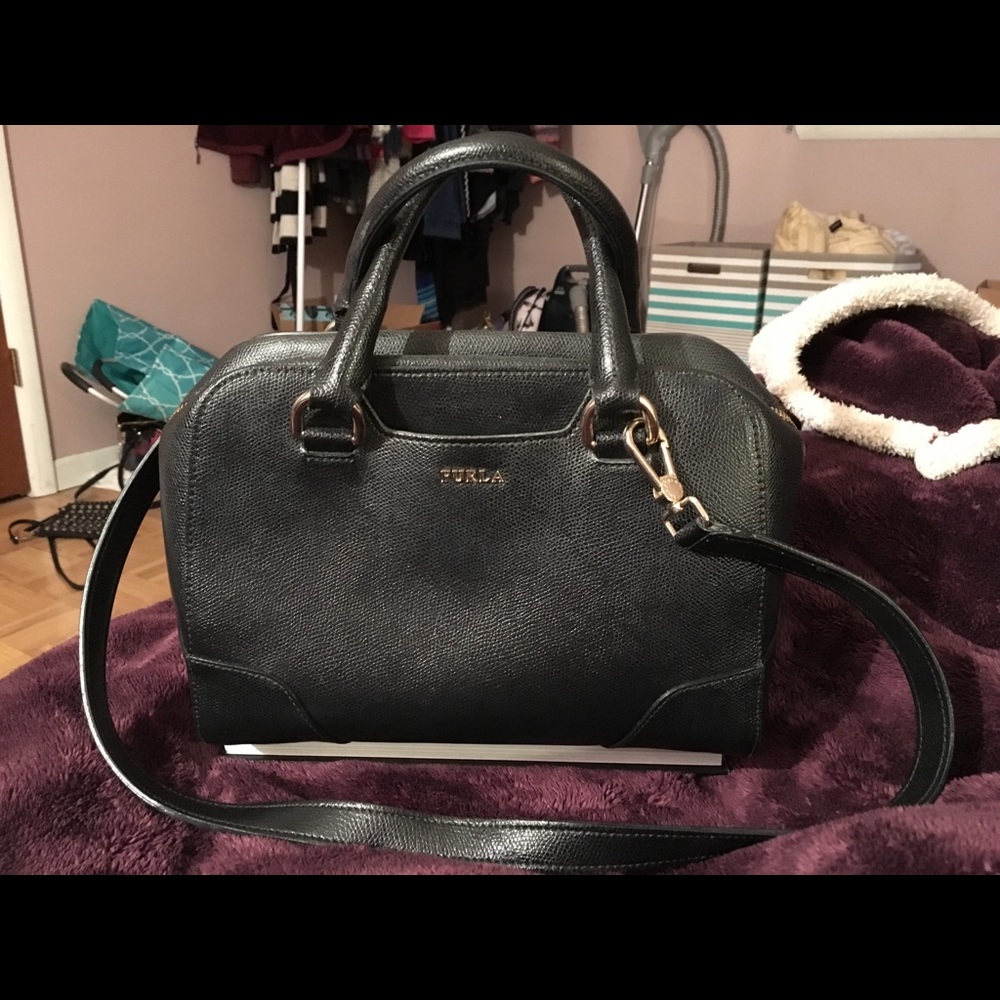 Furla Dolly Satchel size medium